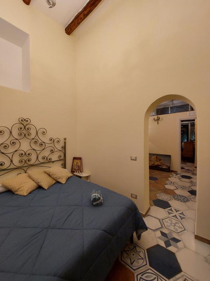 Villa Dimora Storica "Le Stanze Di Dioniso" Napoli Esterno foto